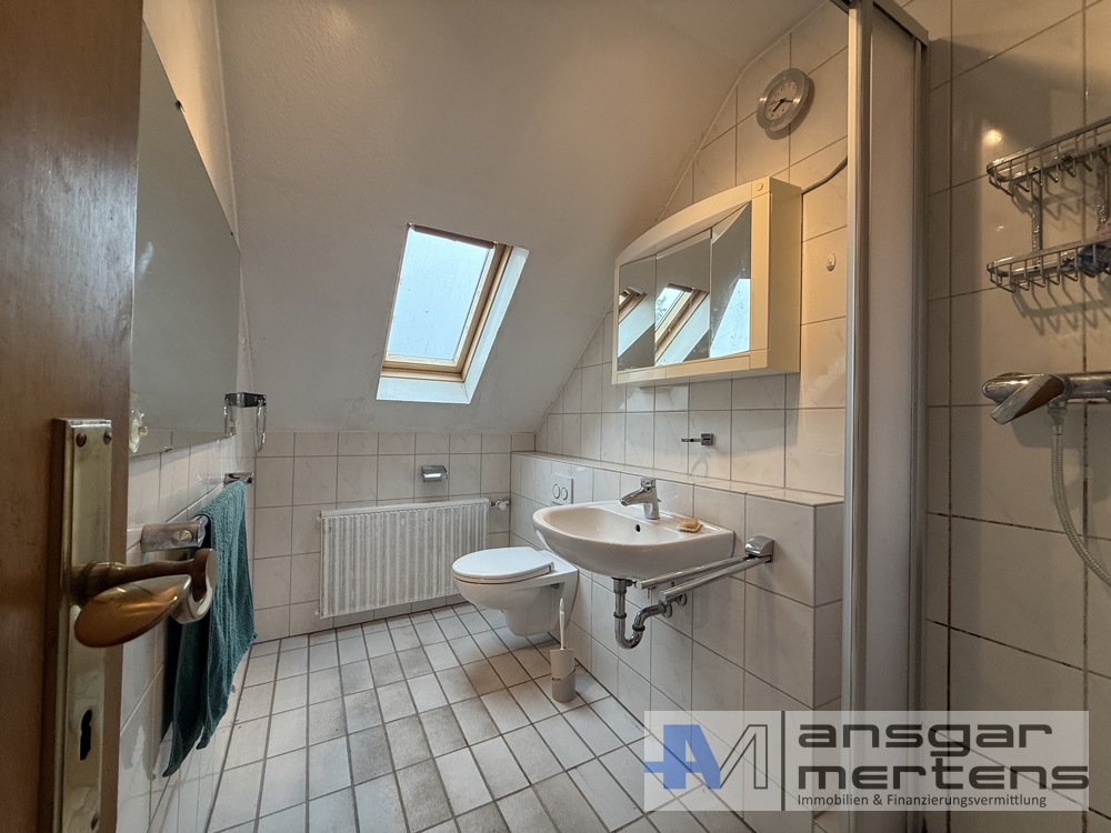 Duschbad Dachgeschoss