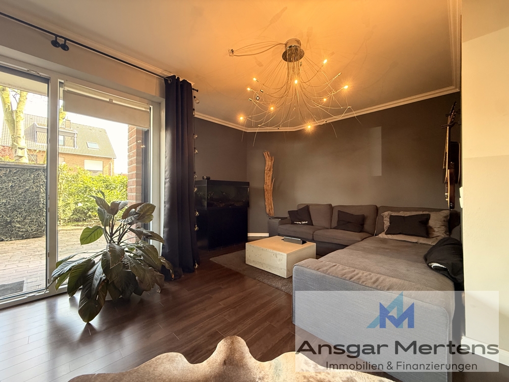 Wohnzimmer mit Terrassenzugang