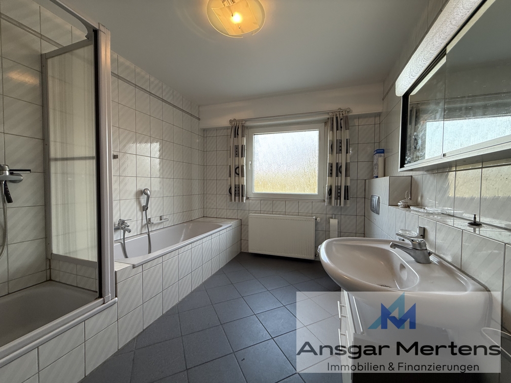Tageslichtbadezimmer 1. Obergeschoss